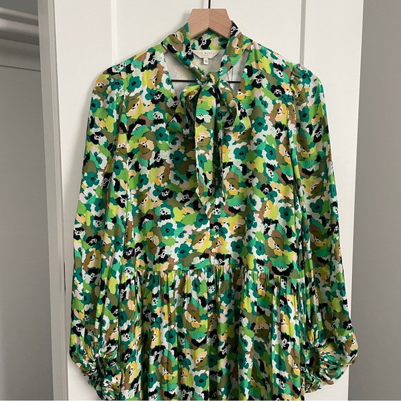 NWT Ted Baker IIva Full Skirted Mini Dress Bright Green Floral Size 3 US 8/10 - Picture 6 of 11